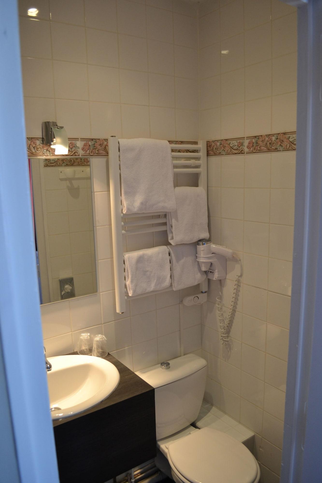 Inter-Hotel Le Mont Saint-Michel Sud Les Quatre Salines Ро-сюр-Куэнон Экстерьер фото