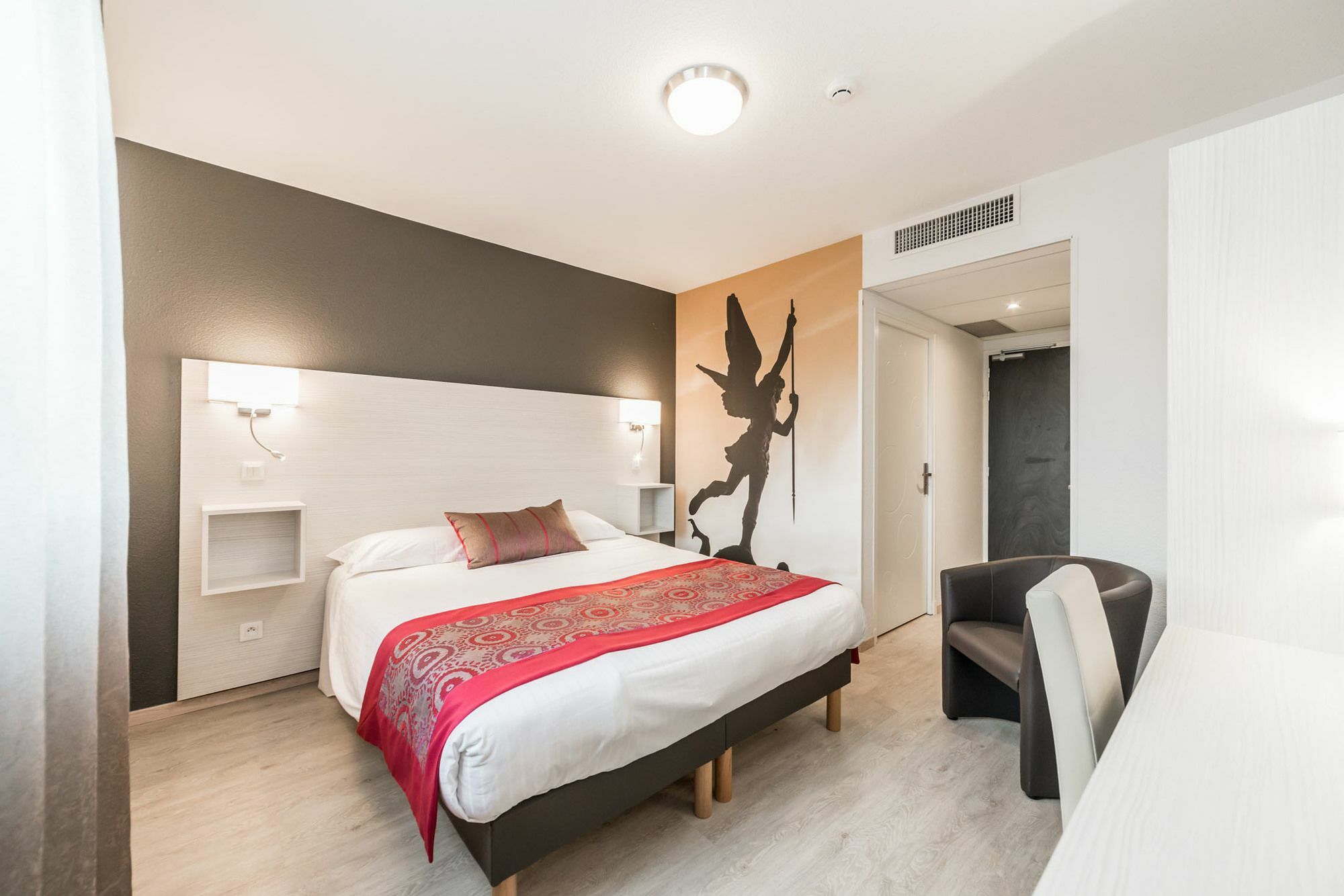 Inter-Hotel Le Mont Saint-Michel Sud Les Quatre Salines Ро-сюр-Куэнон Экстерьер фото